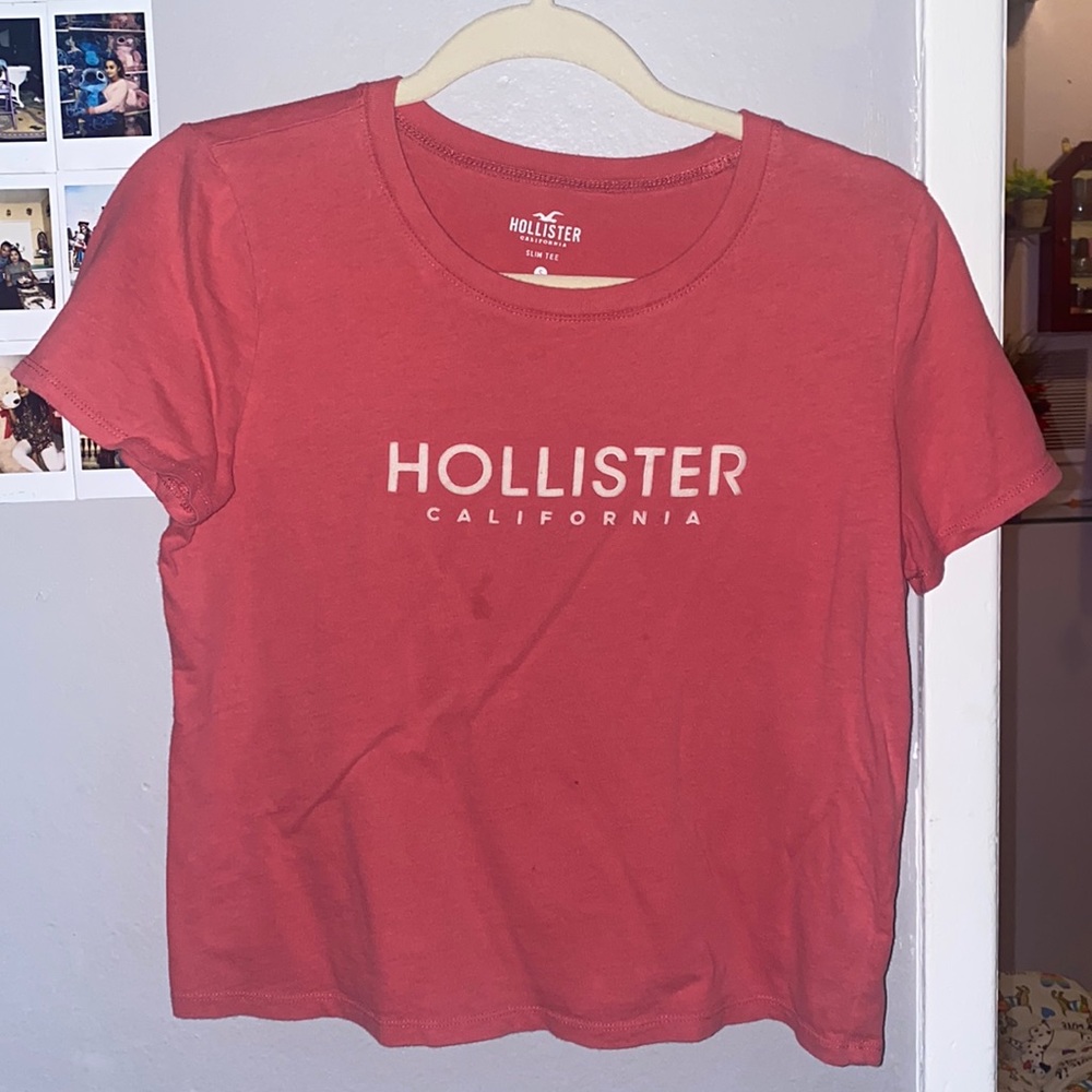 Hollister t-shirt